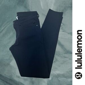 Lululemon ABC Skinny-Fit 5 Pocket Pants,‎ Size 6, MSRP $128